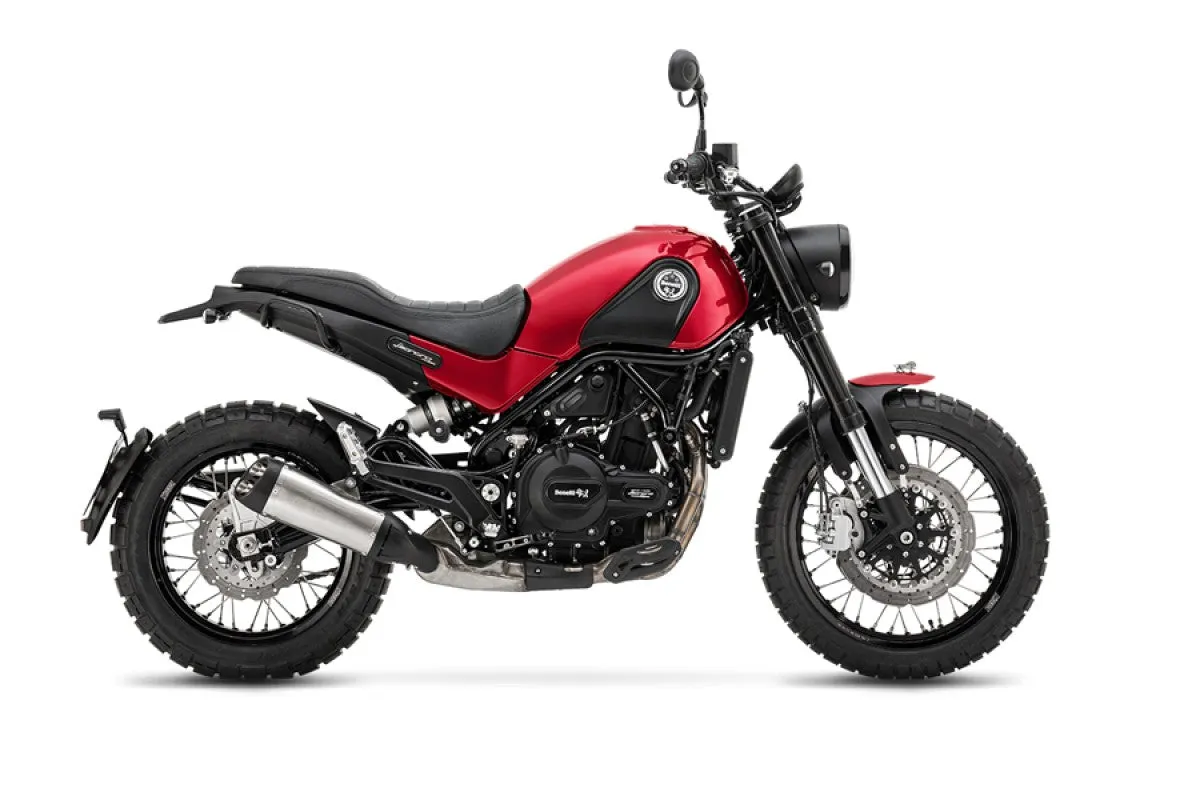 2022 Benelli Leoncino 500 Trail - Red