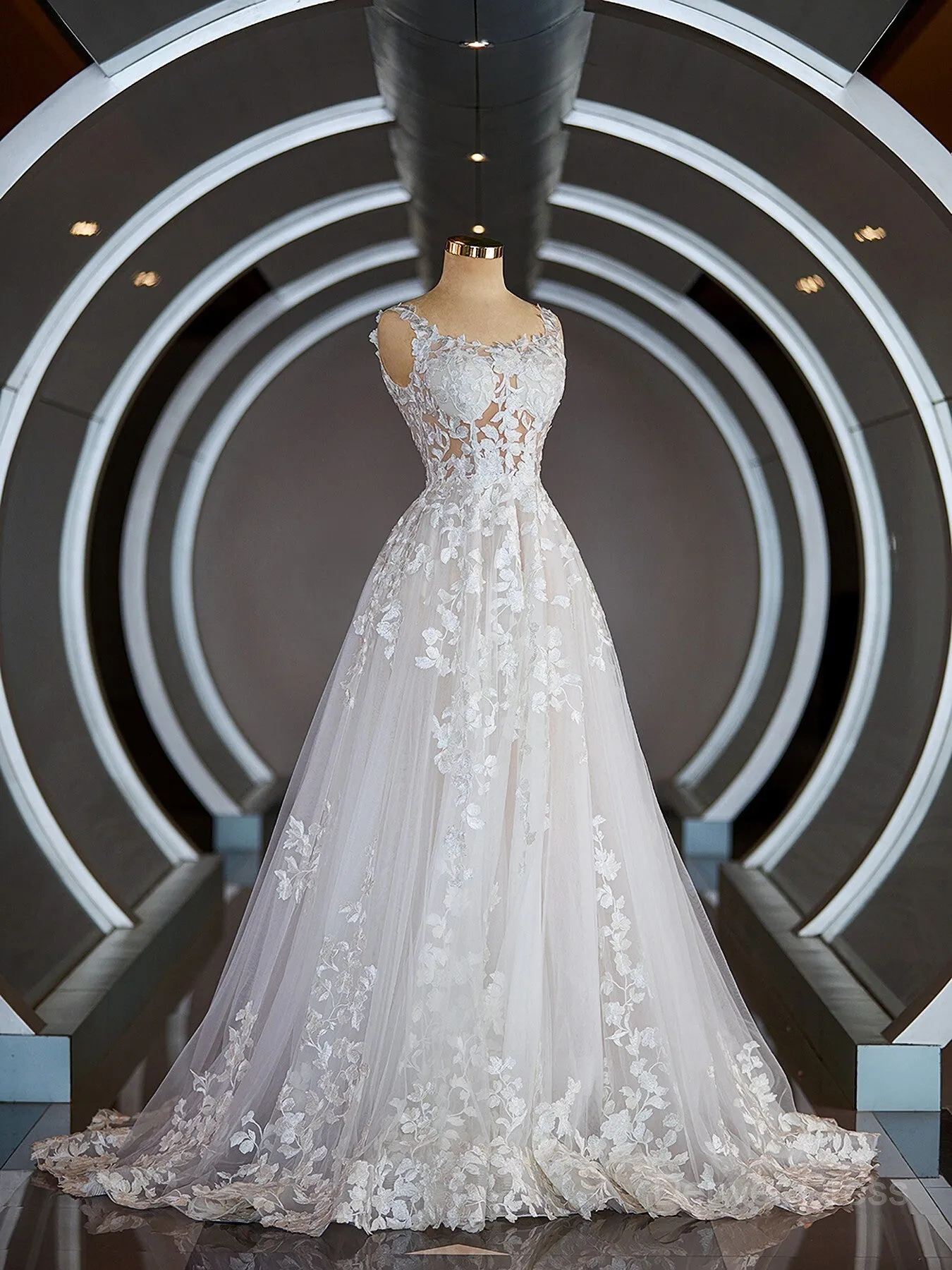 A-Line Straps Court Train Tulle Wedding Dresses with Appliques Lace