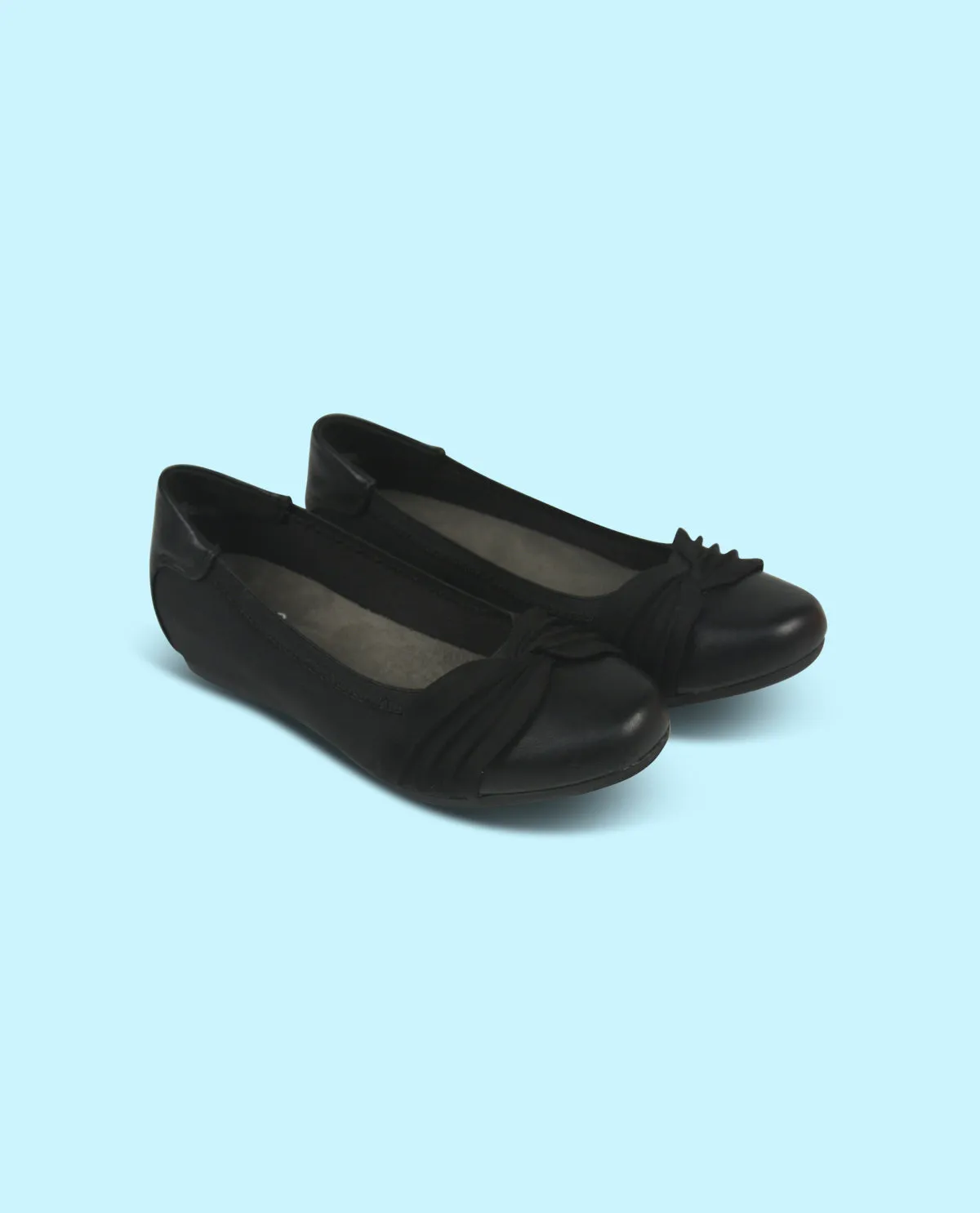 Baretraps - Women's Milani Casual Flat