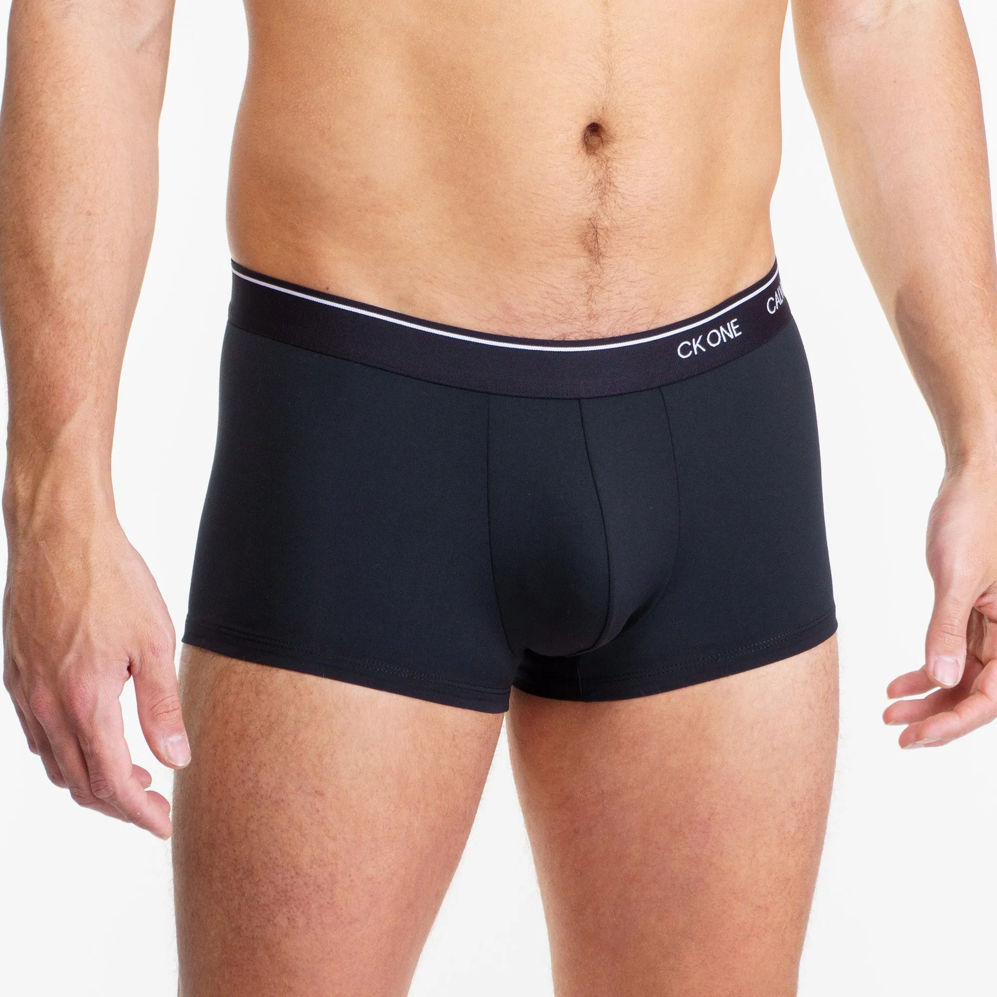 Boxer court Calvin Klein CK ONE taille basse noir