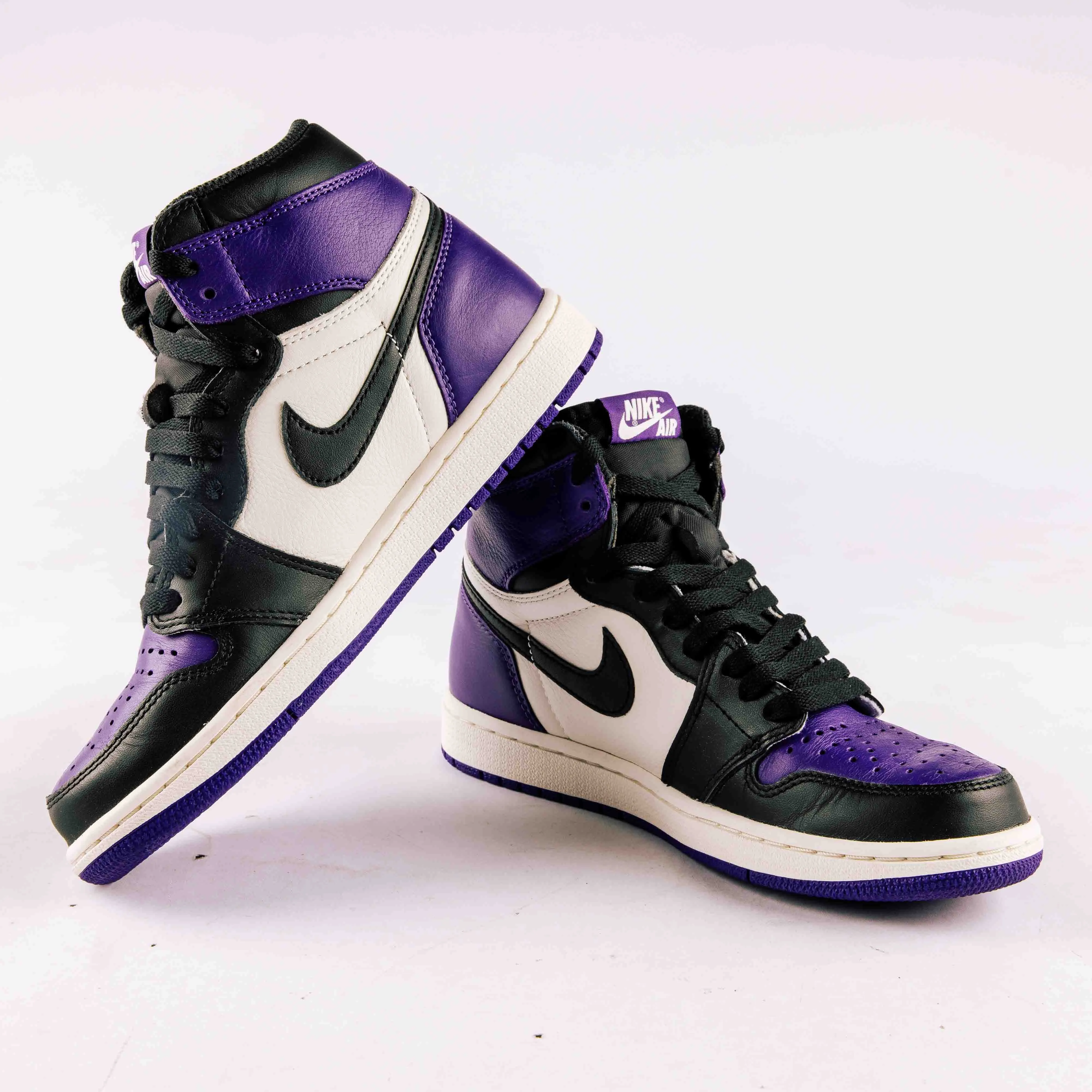 Jordan 1 Retro High Court Purple - Used - 0539