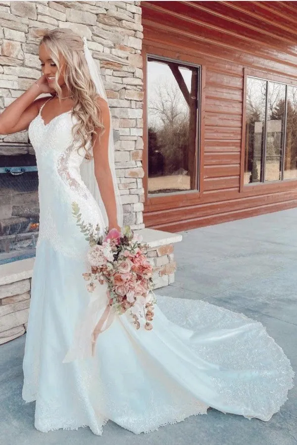 Sexy Spaghetti Strap V-Neck Floor-Length Mermaid Wedding Dress with Lace Appliques