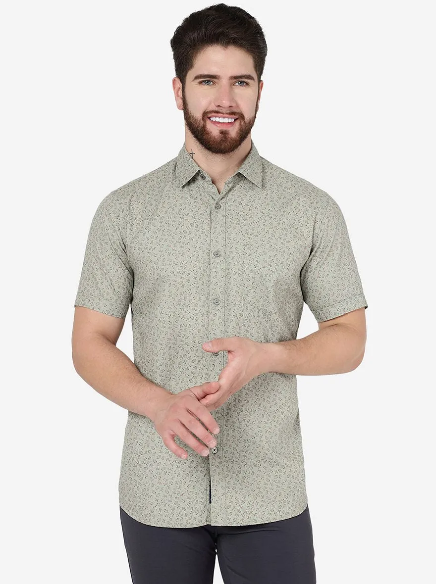 Swamp Green Printed Slim Fit Casual Shirt | JadeBlue